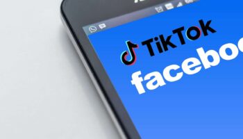TikTok vs Facebook: le duel des réseaux sociaux